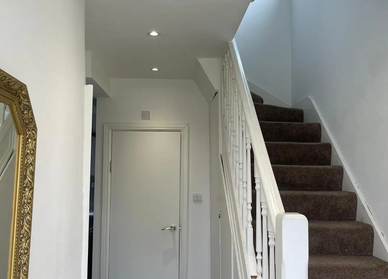 4 Bedroom House Hatch Lane Harmondsworth